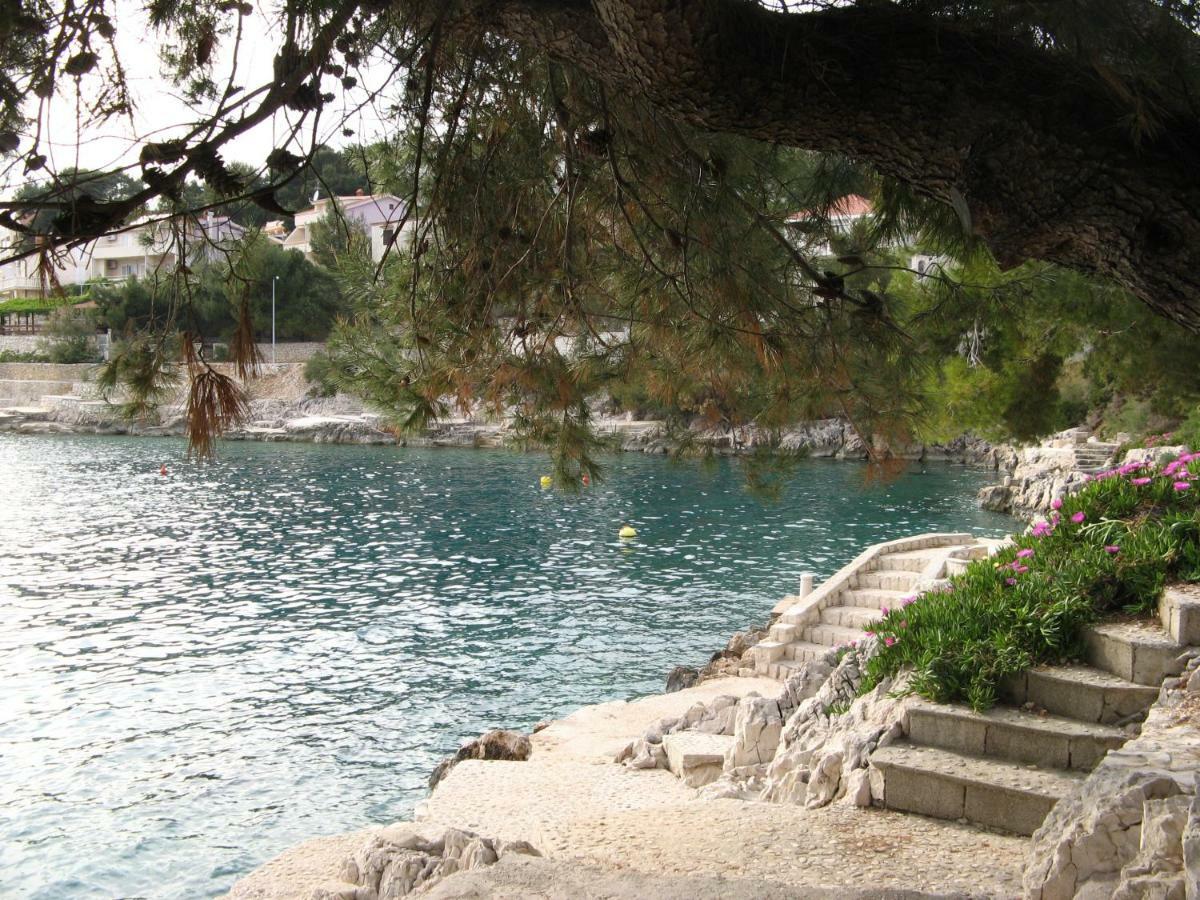 Apartments Otok 2 Trogir Exterior foto
