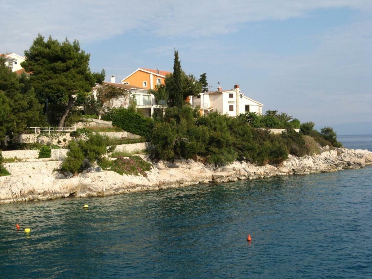 Apartments Otok 2 Trogir Exterior foto