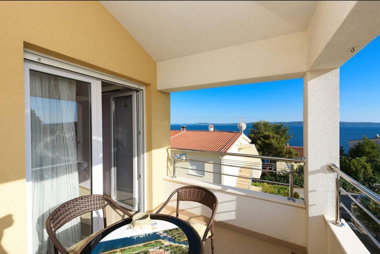 Apartments Otok 2 Trogir Exterior foto